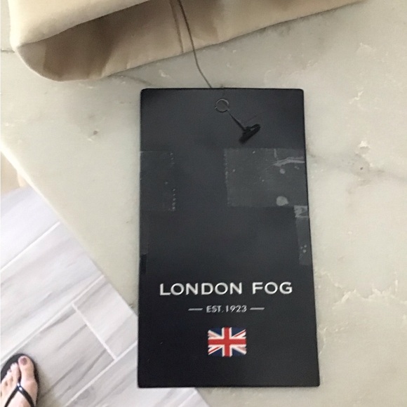 Ladies London Fog Trench Coat - Picture 7 of 8